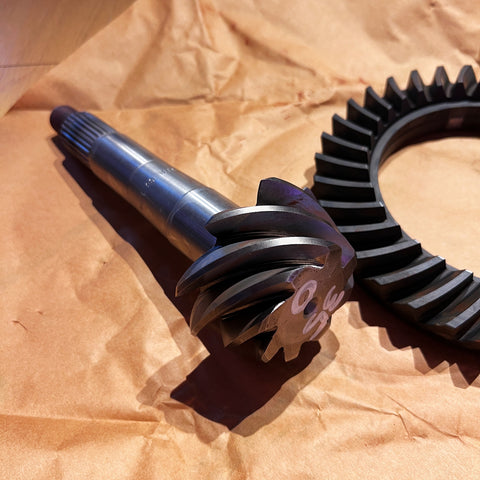 NISSAN R200 Diff Gears