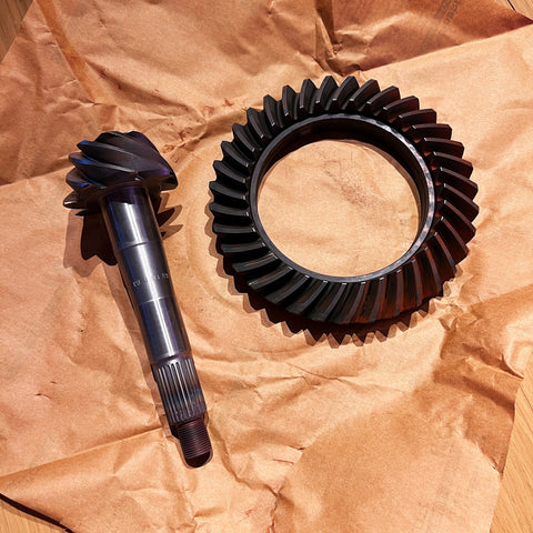 NISSAN R200 Diff Gears