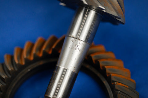 NISSAN R200 Diff Gears